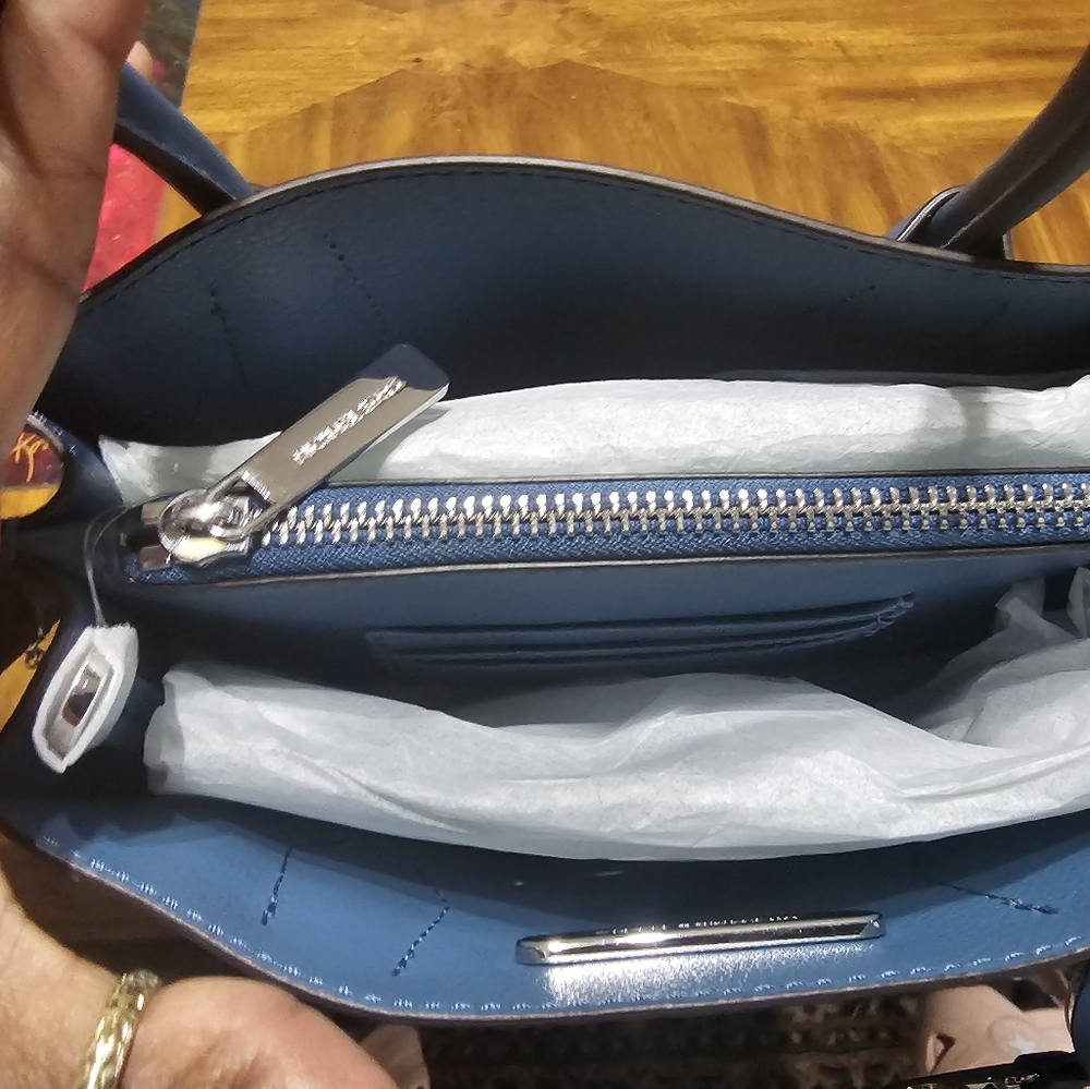 NWT Michael Kors bag - Picture 5 of 5